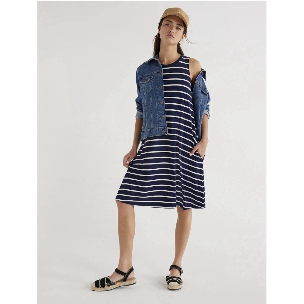 Time & Tru Women's Navy And White Stripe Swing Dress With Pockets Size XXL